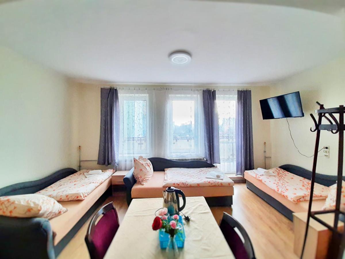 Hotel Radomsko Buitenkant foto